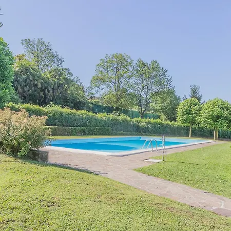 Blue Village Apartment Lierna